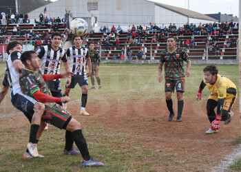 Liga Posadeña: El “Deca”, el único que festejó en las semifinales