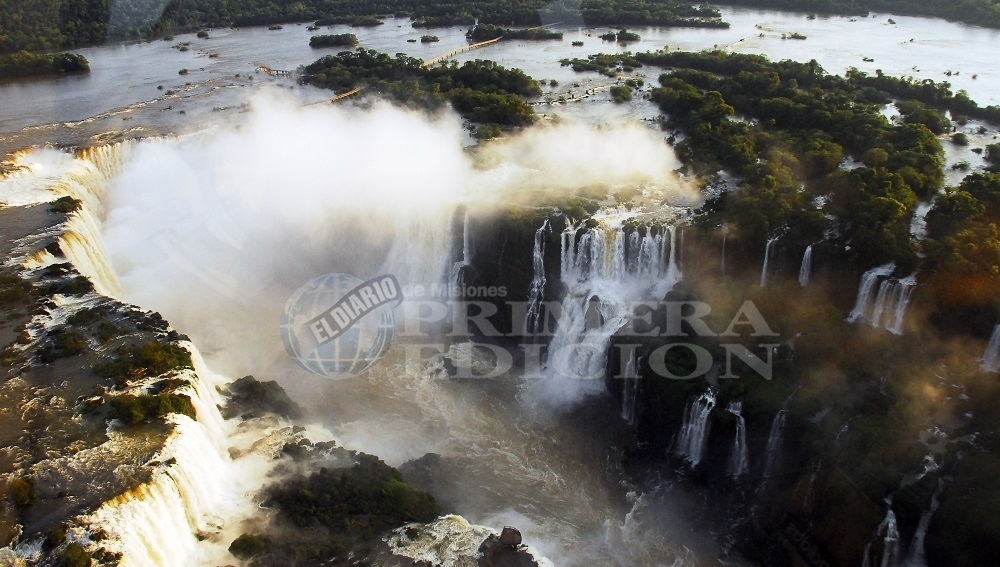 Las Cataratas del Iguazú y el Perito Moreno, las dos atracciones argentinas nominadas