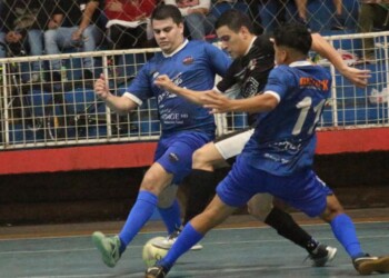 Noche de finales para el fútsal posadeño en el Club Brown