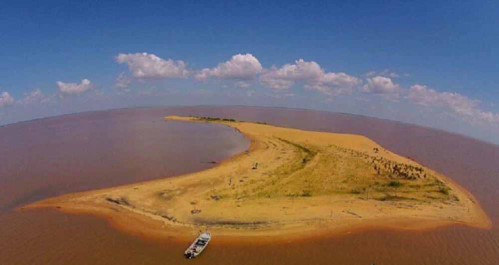 Buscan rescatar como atractivo turístico las dunas de San Cosme y Damián