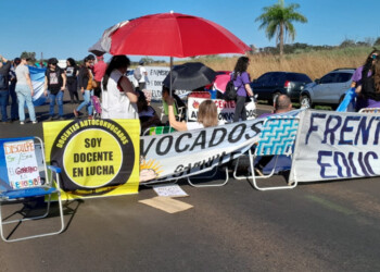 El FTEL continúa el plan de lucha y corta la ruta 12 en Loreto