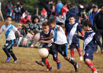 Fútbol infantil: una tradición que vuelve a cumplirse