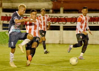 Liga Posadeña: Candelaria dio el batacazo en Villa Sarita y está en semifinales