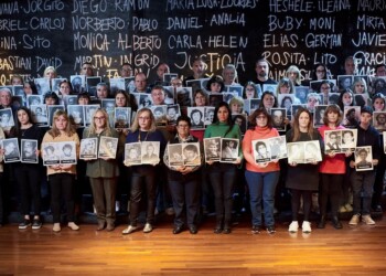 “Como la cigarra”, a 29 años del atentado contra la AMIA