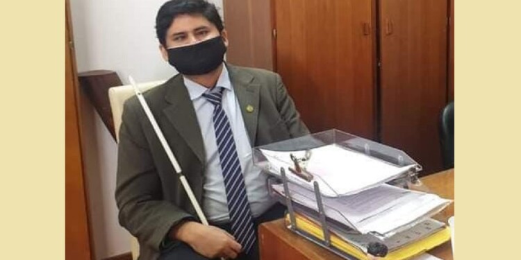 AUTOINCLUSIÓN. Matías Da Luz tiene su propio estudio jurídico.