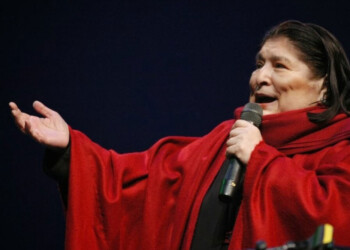 Lanzaron “Mercedes Florecida”, el disco de Mercedes Sosa con grabaciones inéditas