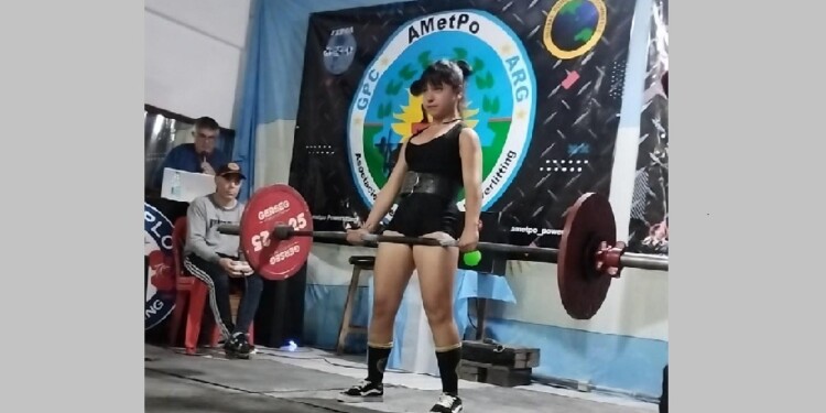 CON TODA LA FUERZA DE LA JUVENTUD. Naomi Porto con 13 años se coronó campeona argentina y va rumbo al Panamericano.