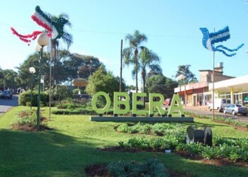 En el Día de la Independencia, Oberá celebró los 95 años de su nacimiento