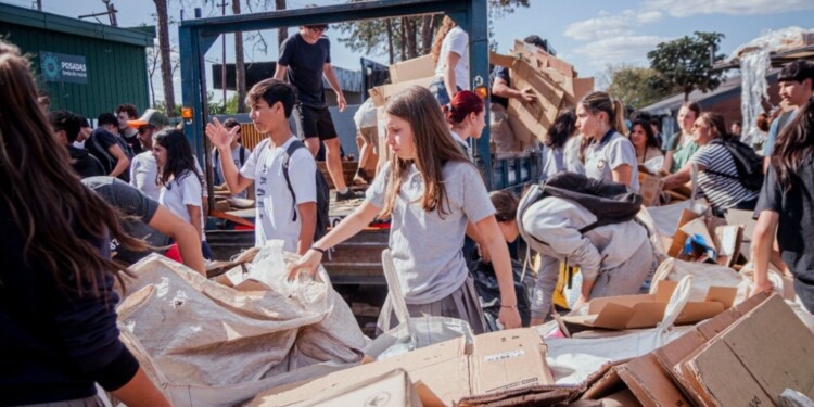 INSCRIPCIÓN. El director de cada institución deberá gestionar la inscripción de su colegio.
