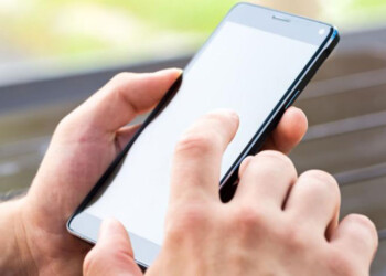 En Posadas, más del 80% de la población usa Internet y celulares