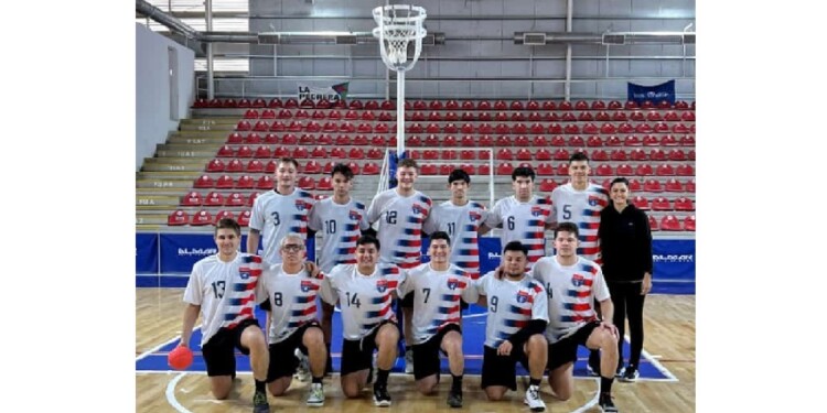 HITO. El equipo masculino, que se alzó con el sexto puesto en Villa Mercedes.