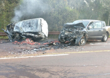 Dos personas murieron incineradas tras choque en la ruta 12