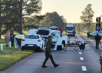 Choque frontal deja dos fallecidos y heridos en Ituzaingó