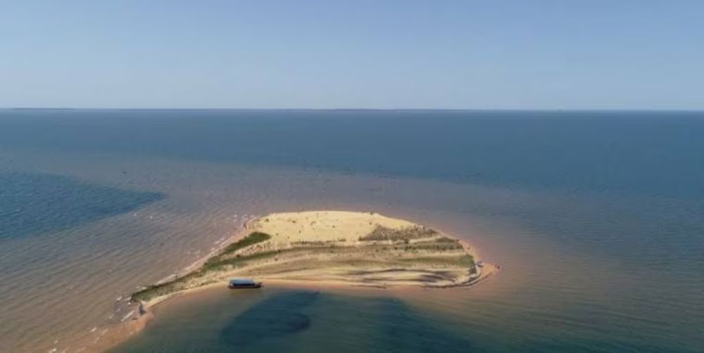 “Las dunas de San Cosme y Damián prácticamente están sepultadas bajo el agua”