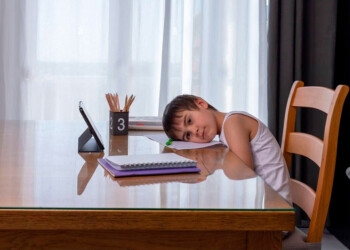 Afirman que la tarea como castigo en vacaciones “no es lo apropiado”