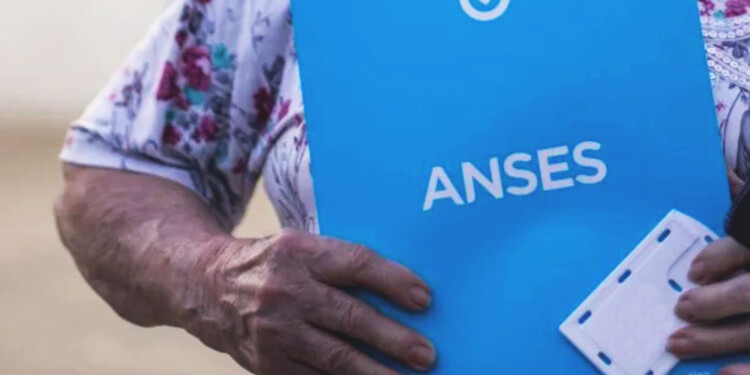 SIN FUTURO. Sin reformas, el sistema no será viable y tendrá cada vez menos aportantes para sostener la caja.