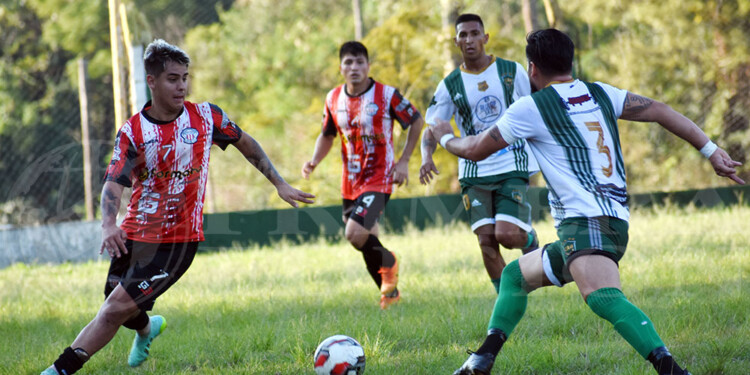 PARIDAD. En Posadas, Andrés Guacurarí y Sporting de Santo Pipó no se sacaron ventajas e igualaron en uno.