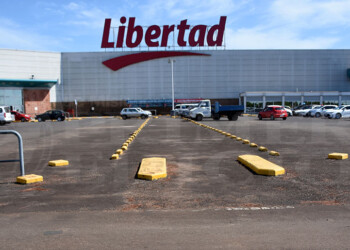 Venta del Hiper Libertad: “El nuevo dueño debe respetar la antigüedad laboral y la categoría que tienen los trabajadores”