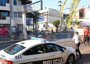 Falleció electrocutado mientras intentaba arreglar un cartel publicitario