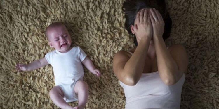MATERNIDAD REAL. “Tenemos la idea de que la mamá siempre está feliz y soluciona todo, pero no es real”, dijo.