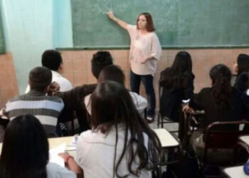 Mirta Chemes: el salario docente está “un 50% por debajo de lo ideal”