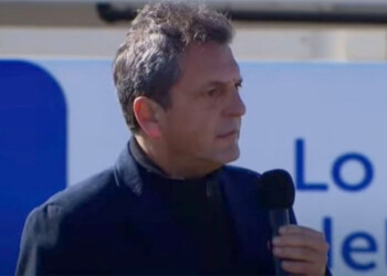 Massa criticó a los empresarios “parásito del Estado” y mencionó a Zbikoski