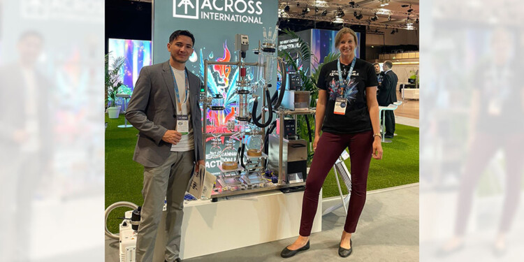 EXPO. Participaron más de 100 empresas y organizaciones internacionales que trabajan en el desarrollo cosmético y medicinal del cannabis.