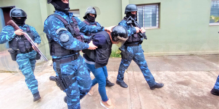 MEGAOPERATIVO. Para trasladar a Ramón “Negrito” Muñoz al Juzgado de Instrucción 1 de Posadas en septiembre de 2022 y que declare en una de las causas que se lo acusa.