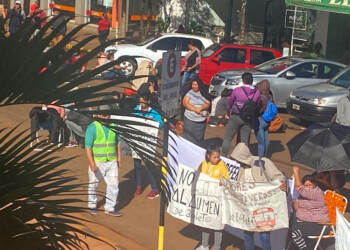 Vecinos de Oberá se unieron para reclamar por el mal servicio del Grupo Z