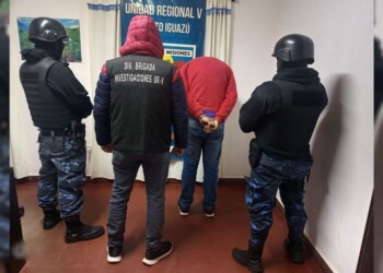 Capturaron a dos sospechosos de integrar una banda dedicada al robo de camionetas en Misiones