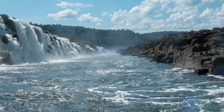 TURISMO. El aeropuerto unirá a los Saltos del Moconá con otros destinos.