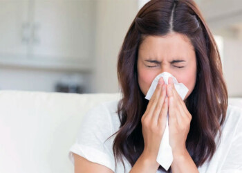 ¿Por qué decimos ‘salud’ cuando alguien estornuda?