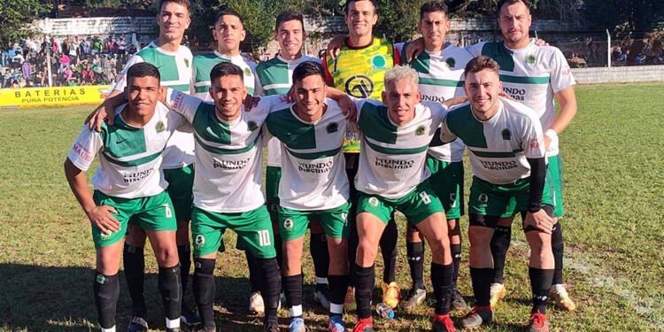 ONCE TITULAR. El Verde volvió a ganarle a Mandiyú y festejó con su público. (Fotos Campo Neutral Jardín América).