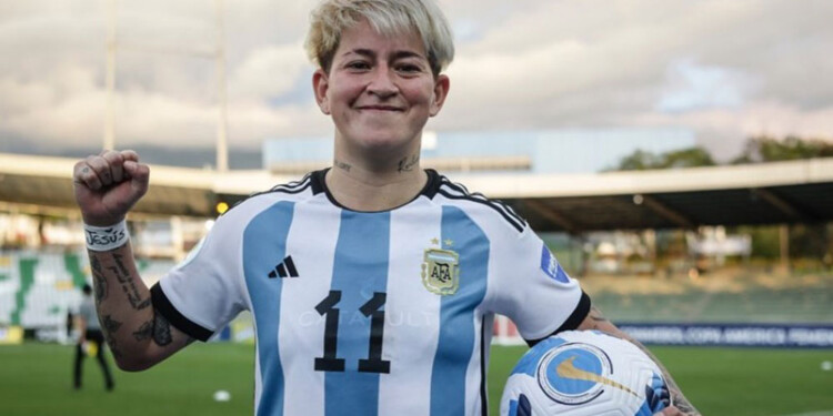LE QUEDA BIEN LA PILCHA. Yamila cumplirá su sueño y representará al país en el Mundial de Australia y Nueva Zelanda.