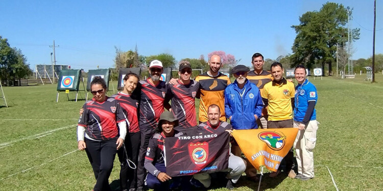 LOS DE LA TIERRA COLORADA. El equipo misionero en Resistencia.