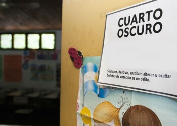 El lucrativo negocio que se esconde detrás de la inscripción de un partido y la impresión de boletas