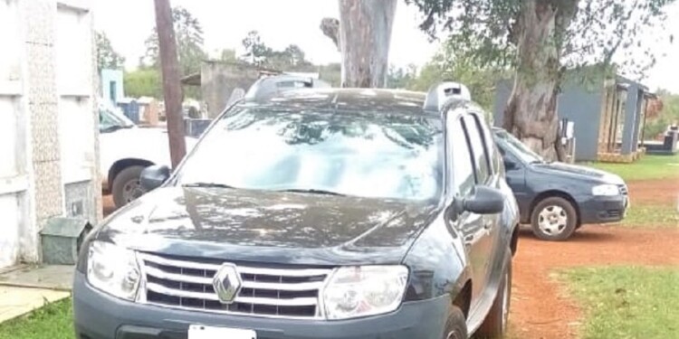 DEJÓ LA CAMIONETA. En esta Renault Duster vieron por última vez al excombatiente, cuyo cuerpo fue hallado el lunes.