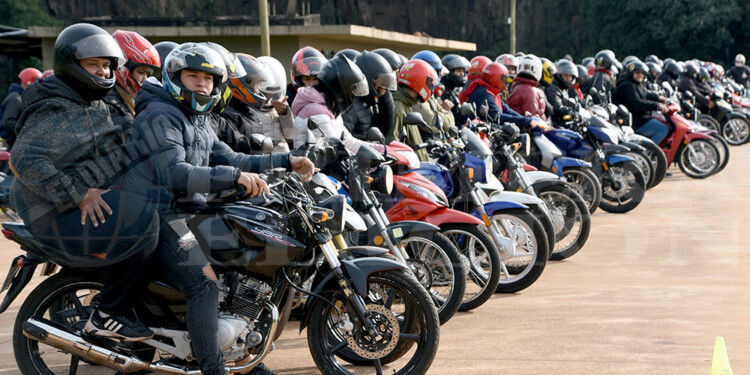 COMPLETO. Fueron 163 los participantes del primer curso con pasajero.