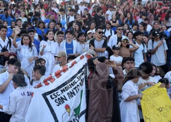 Cientos de jóvenes disfrutaron de “La Previa” en el lanzamiento del Bono para estudiantes