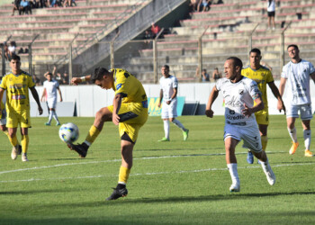 Crucero empató en Salta, pero tiene poco que festejar