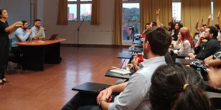 TEMAS EN COMÚN. Las organizaciones sociales que participaron del Encuentro por la Igualdad pertenecen a sectores que han sufrido históricamente hechos de discriminación y víctimas de crímenes de odio en Argentina.