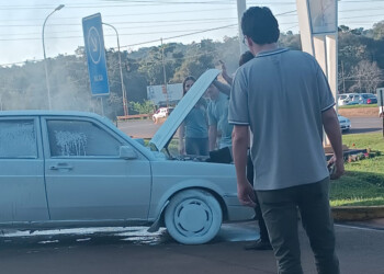 Puerto Iguazú: un vehículo se incendió dentro de una estación de servicio 