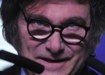 Cómo serían la dolarización y los otros planes de Milei si llega a la presidencia