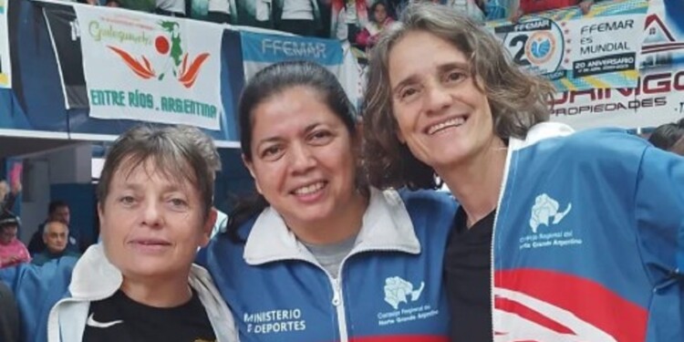 PRESENCIA. Las representantes de la tierra colorada van por el título máximo.