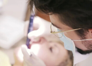 En lo que va de agosto, los insumos odontológicos aumentaron un 50%