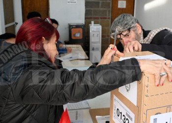 Hasta el mediodía había votado el 28% del padrón electoral nacional