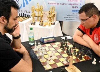 Ajedrez: Los maestros tomaron la delantera