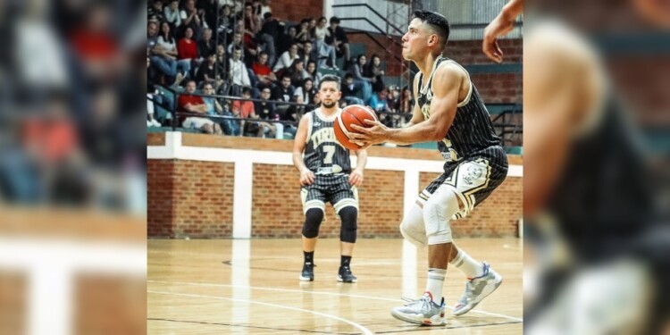 TRIUNFO. Aguirre y Juampi Rojas saben de ganar clásicos y van por uno más.