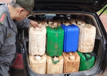 Secuestraron 500 litros de nafta de contrabando