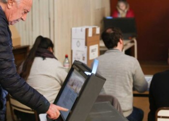 Demoras y quejas en CABA por problemas con el sistema de boleta electrónica